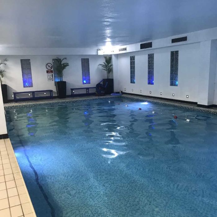 Holiday Inn MK Pool